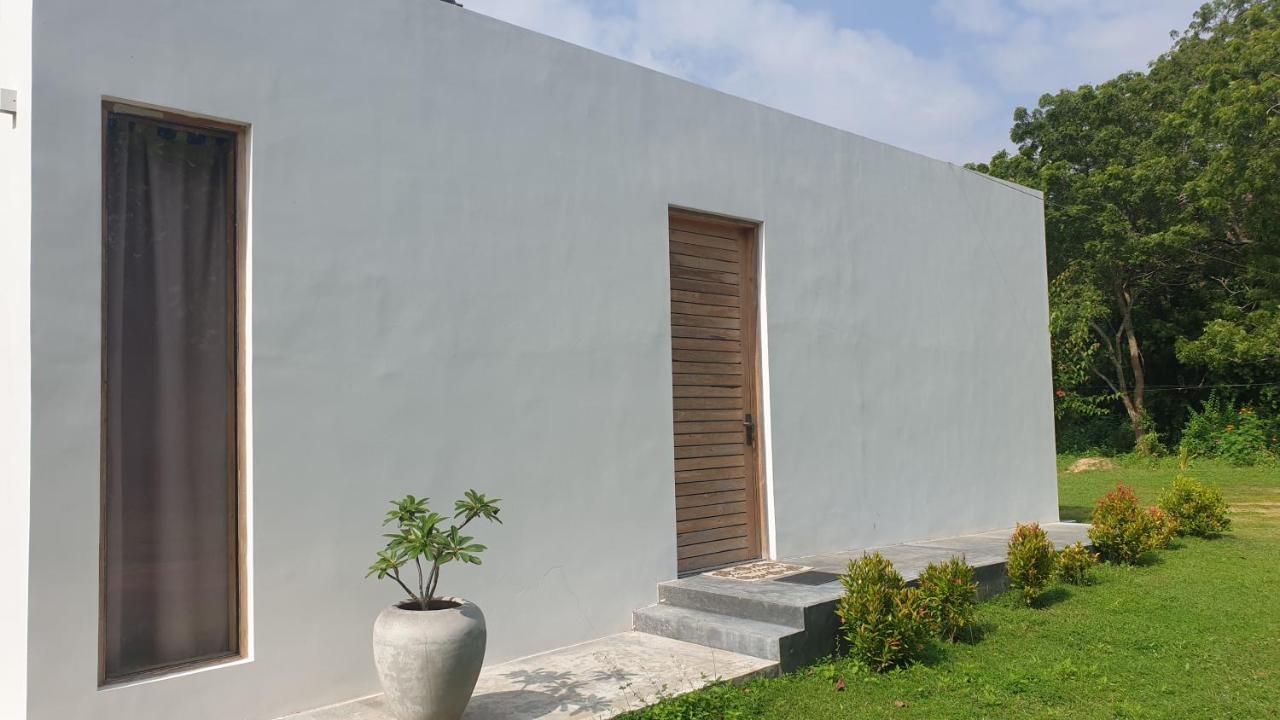 Giri Villa Tangalle Exterior photo